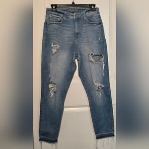 Arizona Jean Co. Juniors Distressed Jeans Size 13